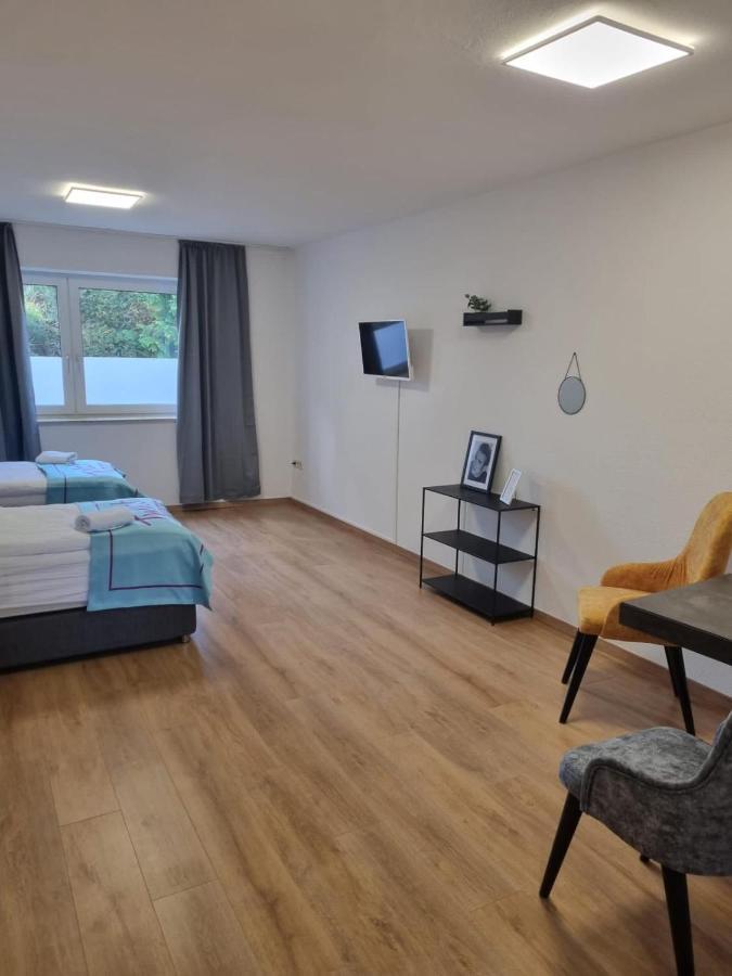 Twitch Apartments Ахим Экстерьер фото